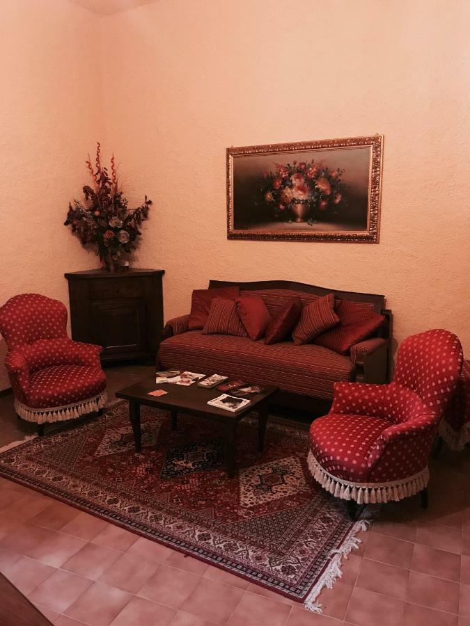B&B La Dimora Del Capitano Фабриано Экстерьер фото